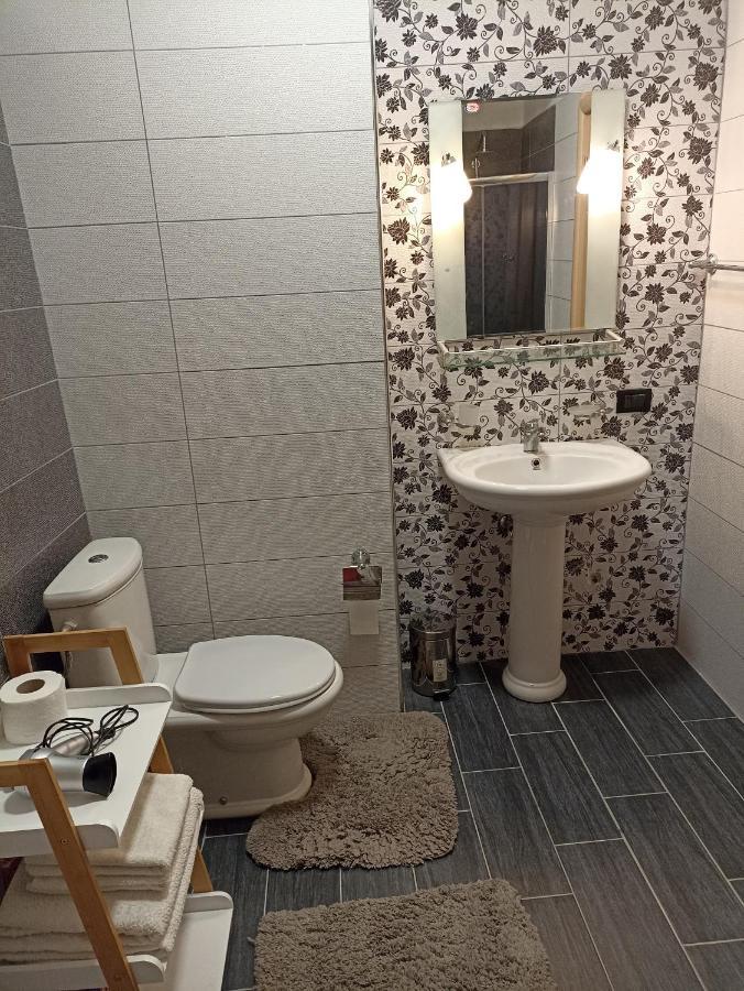 Apartment Cinco 33 Kufrujeme.Cz Durrës Exterior foto